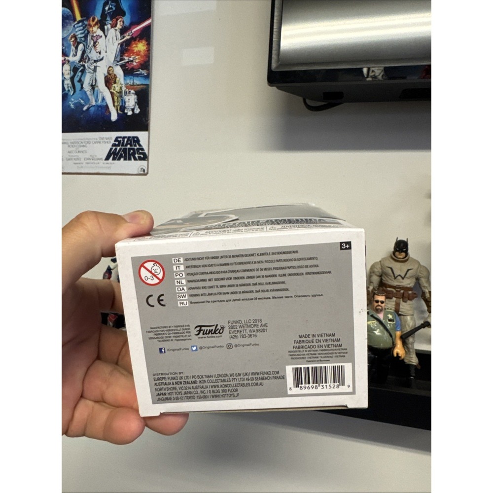 Funko POP! Marvel Avengers Captain America 450 #cubes - Picture 2 of 7